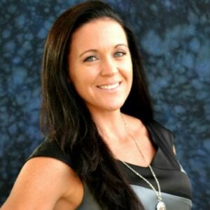 Headshot of Tracy Arie